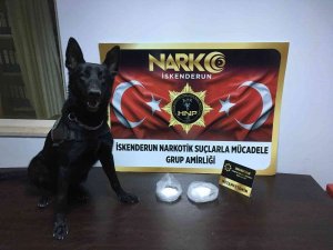 Otomobilin Motorundan Uyuşturucu Çıktı