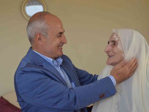 Başkan Akgün’ün Anne Acısı