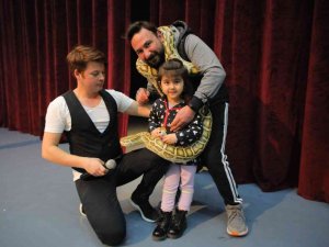 Başkan Kibar’dan Çocuklara Sirk Gösterili Karne Hediyesi