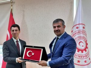 Rektör Çiftçi Çankırı’daki Sanayi Yatırımları Ve Teşvikleri İçin Temaslarını Sürdürüyor