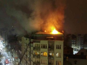 Elazığ’daki Yangın Söndürüldü