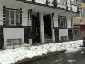 Arnavutköy’de Sahte Alkol Can Aldı