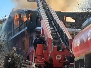 Bursa’da İki Farklı Mahallede Çıkan Yangın Korkuya Neden Oldu