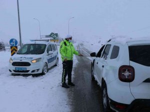 Konya’da Kar Yağışı Yeniden Başladı