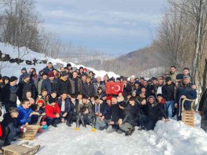 Kar Yağışı Eğlenceye Dönüştü