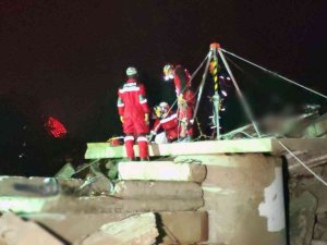 Bursa’da Deprem Tatbikatı Gerçeğini Aratmadı