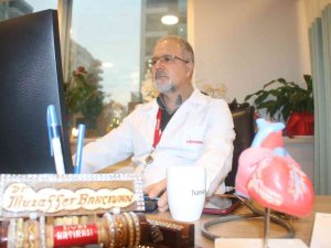 ’Küçük Kesi’ Ameliyatlarında İyileşme Süresi Kısa, Kozmetik Avantajı Yüksek, Daha Az Yara İzi