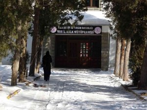 Cumhuriyet Dönemi Binası Halk Kütüphanesi Oldu