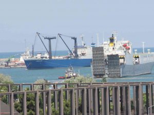 Samsun’un 2021 İhracatı, İthalatı Solladı