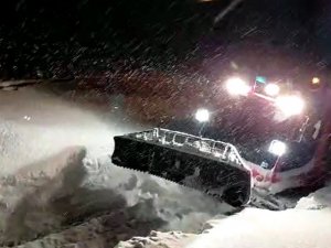 Bingöl’de 66 Yaşındaki Hasta, 6 Saatlik Çalışma İle Kurtarıldı