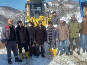 Hayvanlarının Çadırı Yıkılınca Yardımına Ekipler Koştu