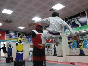 Haliliye Belediyesinde Spor Kursları Devam Ediyor