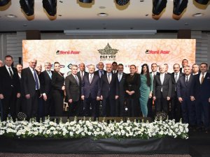 Manisa Ticaret Borsasına ‘Yılın Ticaret Borsası’ Ödülü