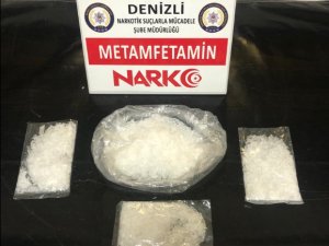 Uyuşturucu Ticareti Yapan 8 Kişi Tutuklandı