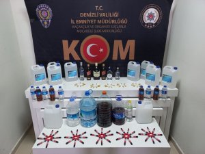 Kaçak Ürün Getiren Şüpheliler Polis Tarafından Yakalandı