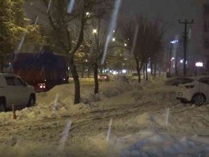 Aksaray’da Kar Yağışı Kenti Yeniden Beyaza Bürüdü