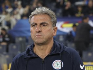 Çaykur Rizespor, Hamza Hamzaoğlu'nun istifa edeceği iddiasını yalanladı