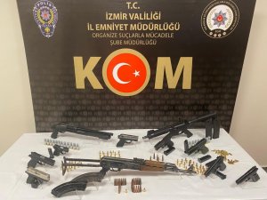 İ̇zmir’de Suç Örgütüne Yönelik Eş Zamanlı Operasyon: 7 Gözaltı