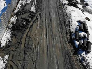 İ̇ski̇ Çalışması Sonrasında Cadde Çamur Havuzuna Dönüştü