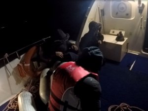 Üç Olayda 37 Düzensiz Göçmen Kurtarıldı