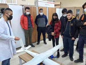 Liseli Öğrencilere Uzay Ve Hava Bilimi Anlatıldı