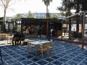 Kemer’in Buluşma Noktası ‘Deniz Kafe’ Yenilendi