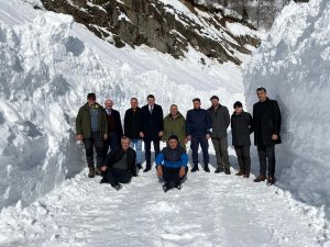 Macahel’de Kar Kalınlığı 3 Metreyi Buldu
