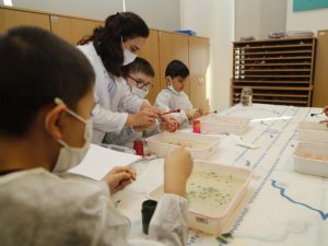 Minikler Ebru Sergisi Açtı