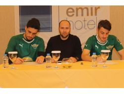 Orhan Taşdelen Ve Pekin Köşnek Akhisar’a İmzayı Attı