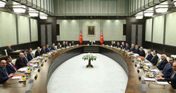 Cumhurbaşkanlığı Sarayı'nda Bakanlar Kurulu Toplantısı Başladı