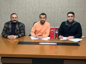 Vanspor Fk, Mehmet Özdiraz İle Anlaştı
