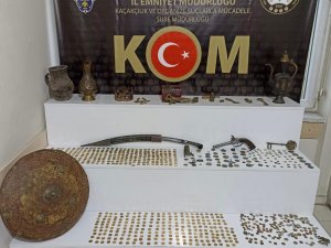 Polis Tarihi Eser Kaçakçılarına Geçit Vermiyor