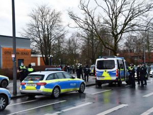 Hamburg’da Okula Operasyon