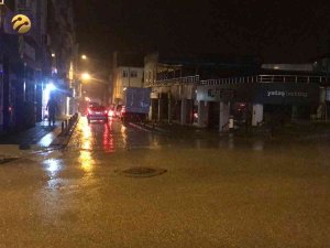 Uzunköprü’de Sağanak Yağış Etkili Oluyor