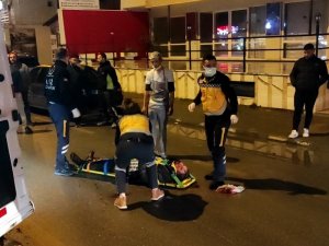 Kaza Yapan Aracın Kırdığı Taşlara Çarparak Takla Attı