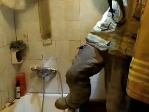Kartal’da İtfaiye Ekiplerinden Mahsur Kalan Martıyı Kurtarma Operasyonu