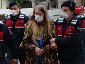 Antalya’da Kazılan Çukurdan Yola Çıkılarak Tespit Edilen Cinayette Alman Kadın Şüpheli De Tutuklandı