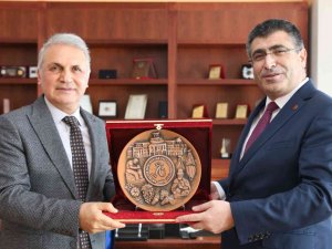 Rektör Aktekin’den Ankara Müzik Ve Güzel Sanatlar Üniversitesi’ne Ziyaret