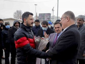 Başkan Zam Yaptı, İşçiler Böyle Teşekkür Etti