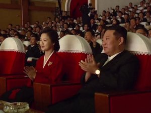 Kuzey Kore Lideri Kim’in Eşi Ri, Aylar Sonra İlk Kez Görüntülendi