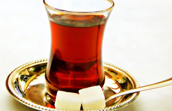 Çay İçerken de Demlerken de Bunlara Dikkat