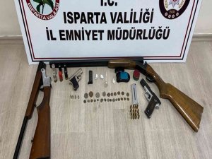 Isparta’da Yapılan 16 Uyuşturucu Operasyonunda 34 Şüpheli Yakalandı