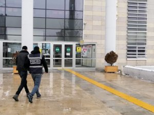 Araçlardan Akü Çalan Zanlı Yakalandı