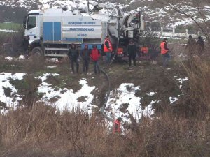 Büyükçekmece’de Boş Alandaki Aramada Vidanjör Desteği