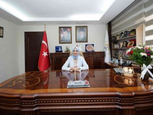 Başkan Ayşe Çakmak’tan Regaip Kandili Mesajı