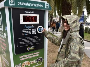 Geriş Dönüşüm Otomatları Sokak Hayvanlarına Mama Oldu