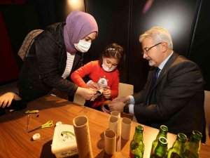 Başkan Erdem Atölyede Çocuklarla Buluştu