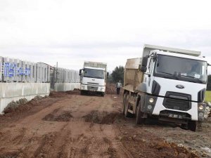 Döşemealtı Belediyesinden Yol Yapım Çalışması