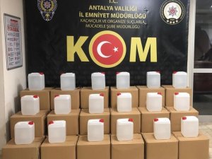 Antalya’da 5 Bin 245 Litre Sahte Alkol Ele Geçirildi