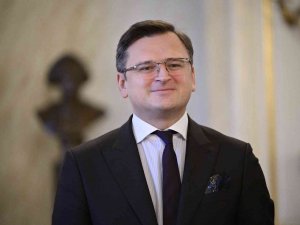Ukrayna Dışişleri Bakanı Kuleba: "Ukrayna, Rusya İle Mümkün Olan Her Formatta Müzakerelere Hazır"
